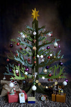 Lade das Bild in den Galerie-Viewer, Der Holzbaum - Der Holzbaum